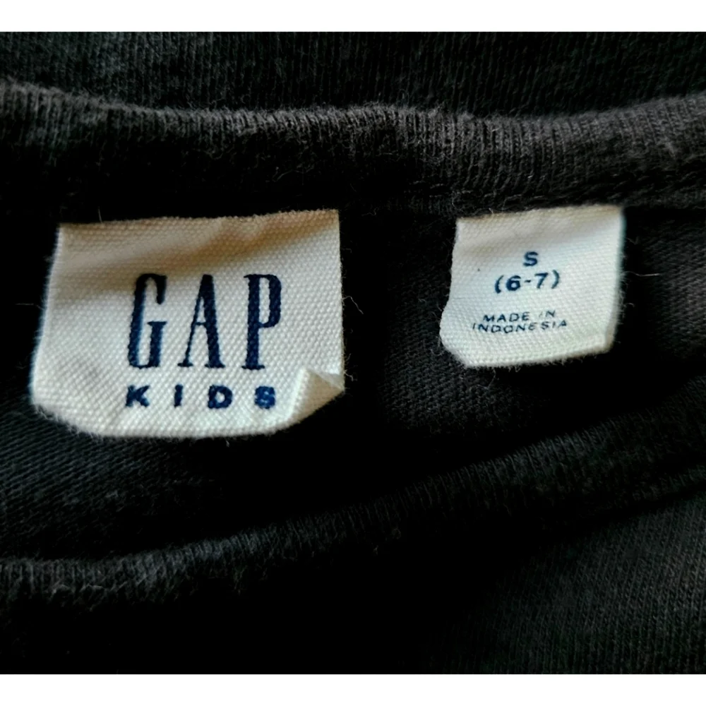 FREE WHEN ADDED TO BUNDLE - Gap Girls Lace Trim Top